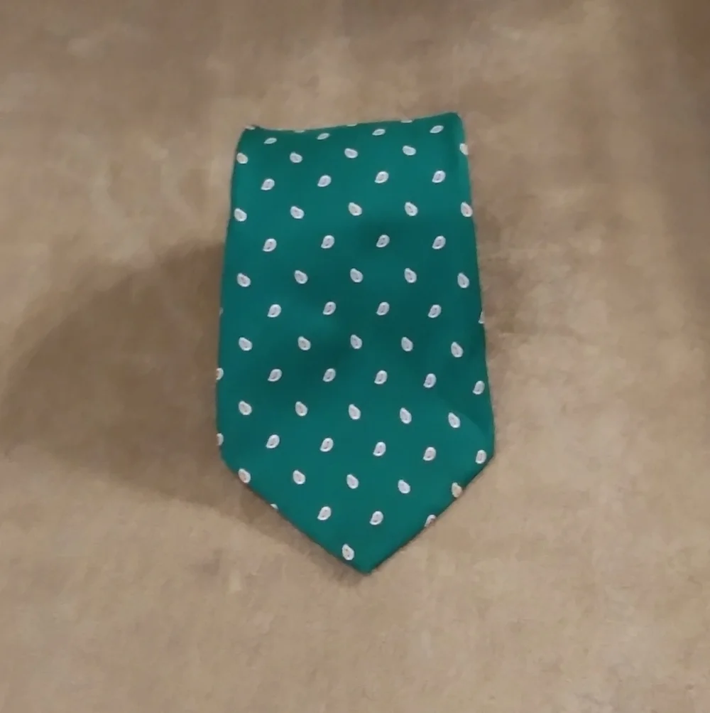 Resilio Green Foulard Droplet Men's Tie